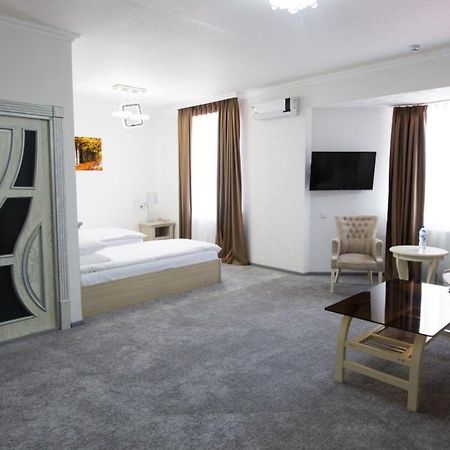 Alexander Hotel Samarkand Esterno foto