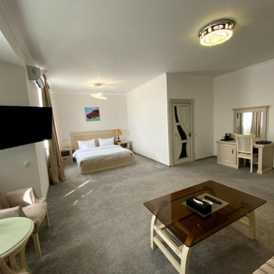 Alexander Hotel Samarkand Esterno foto