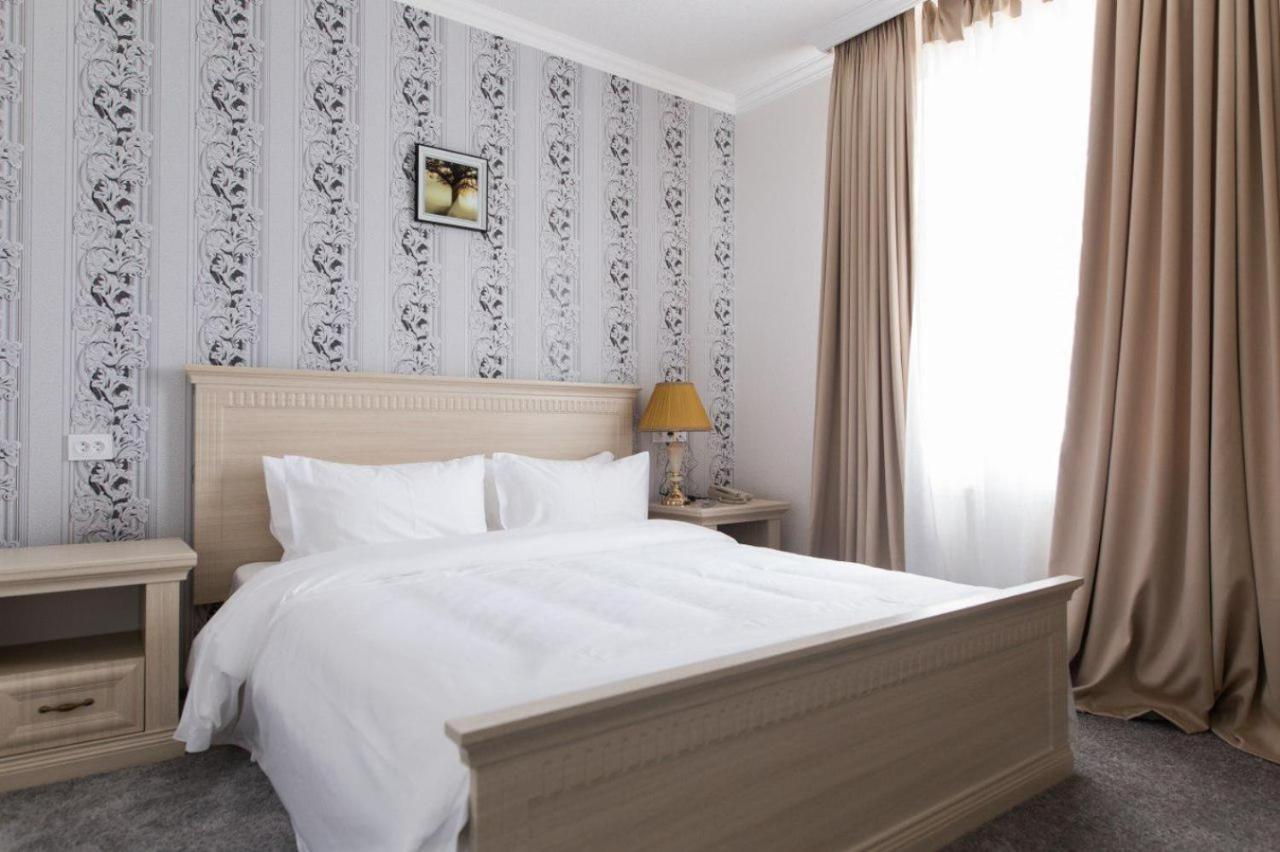 Alexander Hotel Samarkand Esterno foto