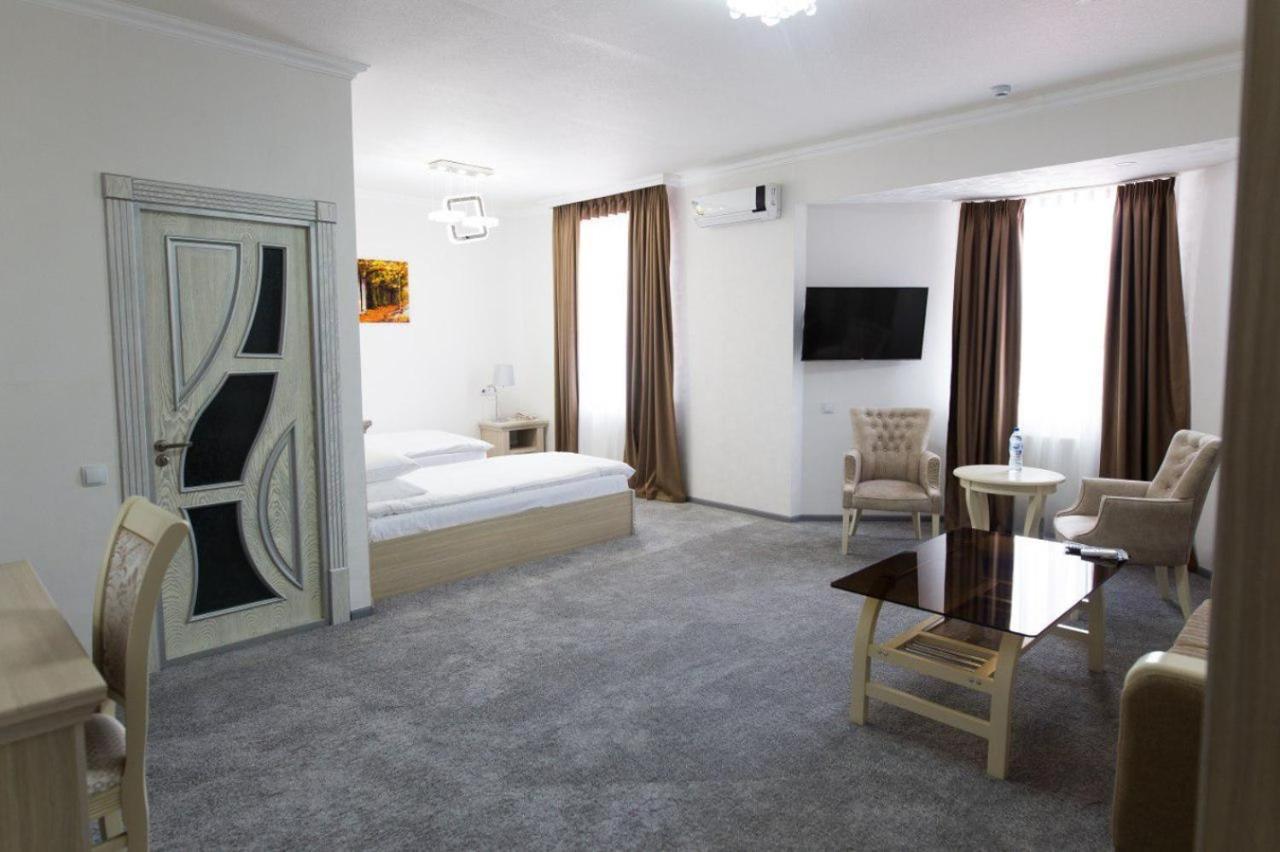 Alexander Hotel Samarkand Esterno foto