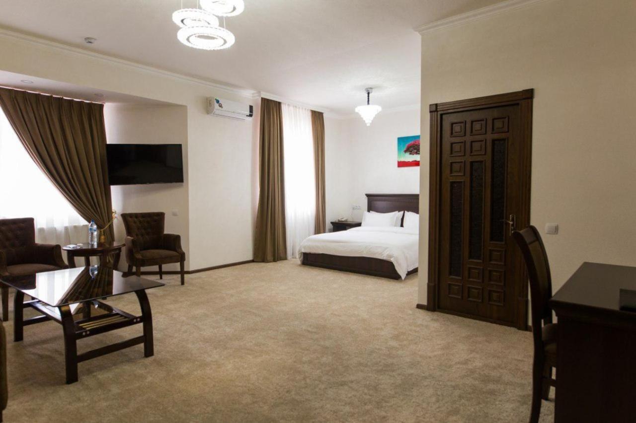 Alexander Hotel Samarkand Esterno foto