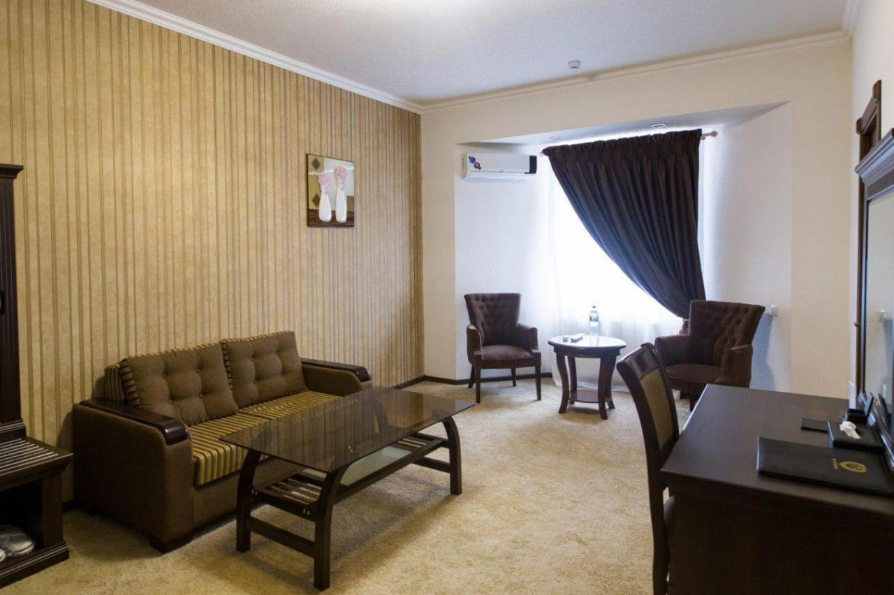 Alexander Hotel Samarkand Esterno foto