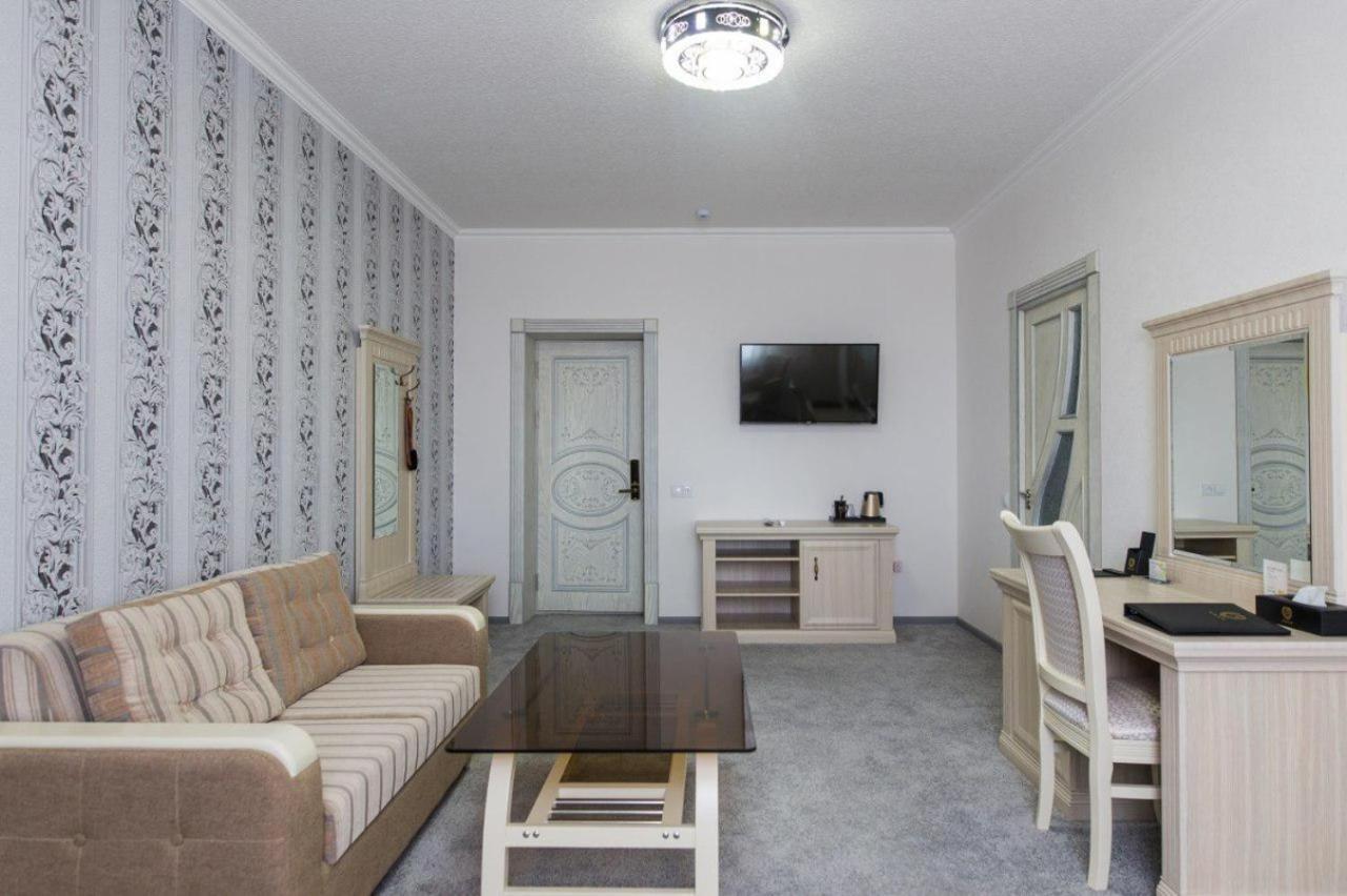 Alexander Hotel Samarkand Esterno foto