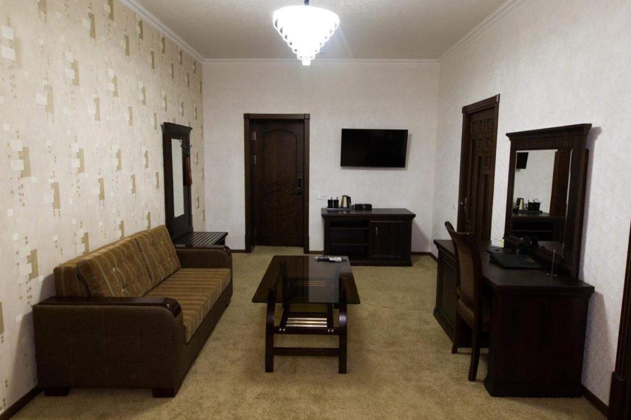 Alexander Hotel Samarkand Esterno foto