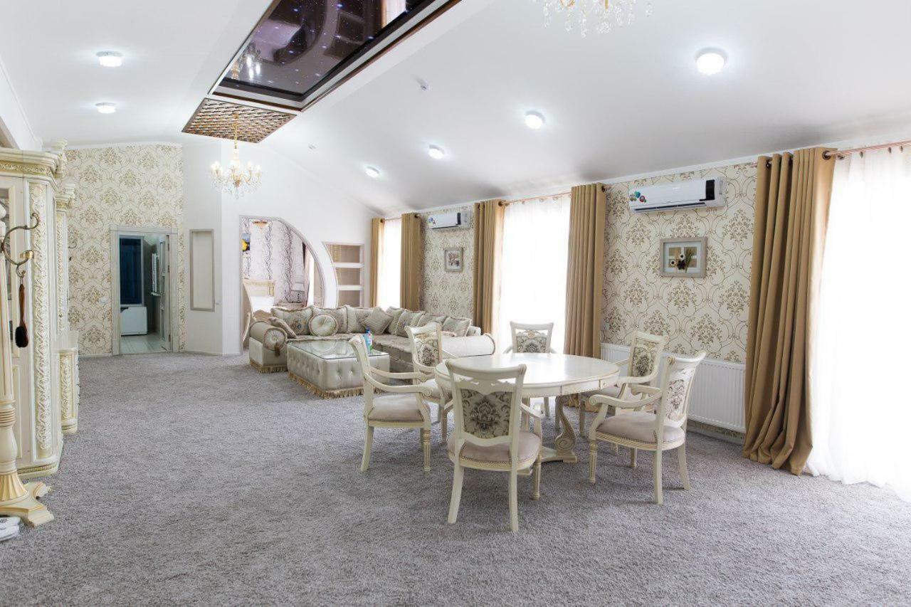 Alexander Hotel Samarkand Esterno foto